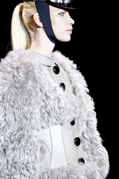 Look 117